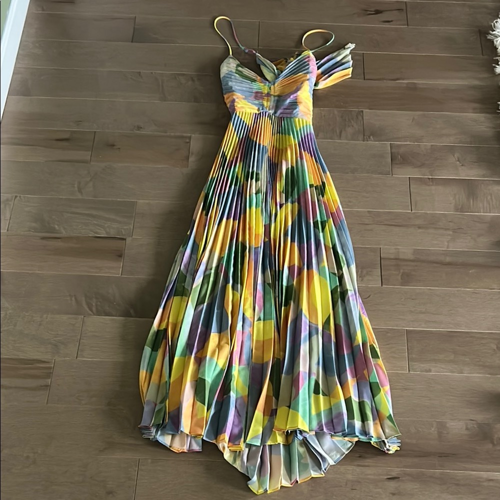 Astr Colorful Pleated Midi Dress